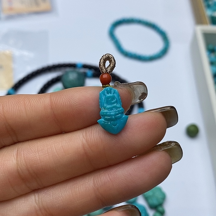 绿松石未镶嵌珠宝奇石