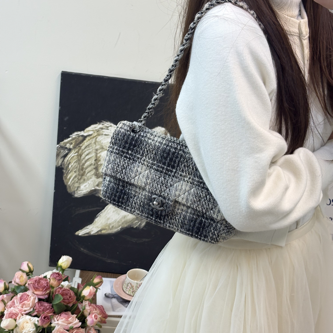 95新 Chanel/香奈儿 黑白编织格纹链条包