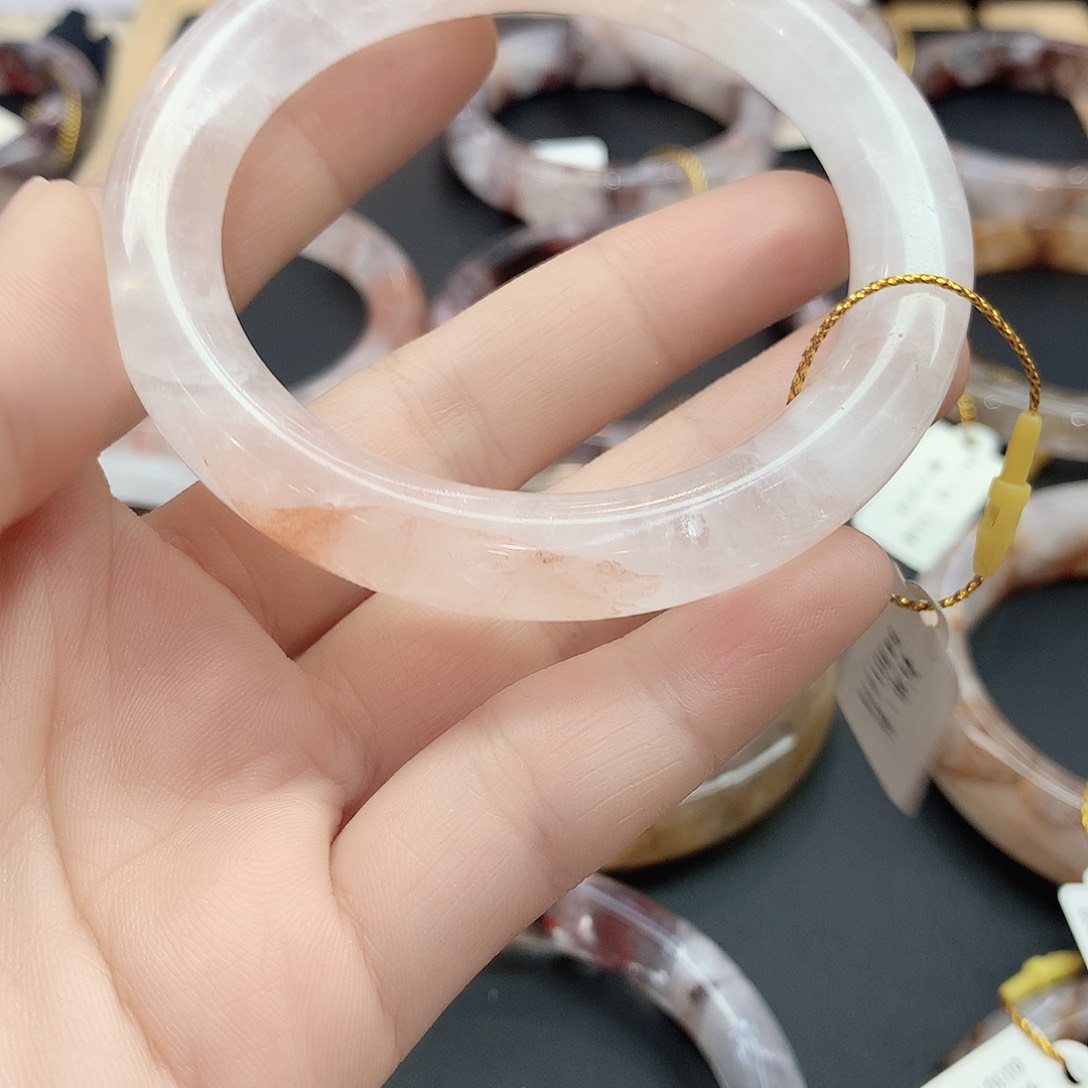 水晶手镯未镶嵌成**岸0028（瑕疵5352