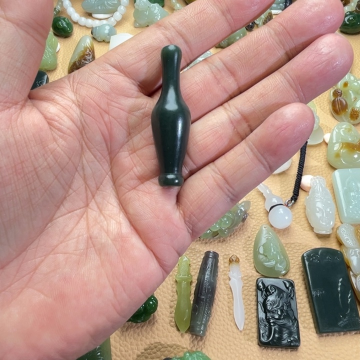 和田玉颈饰未镶嵌定制款