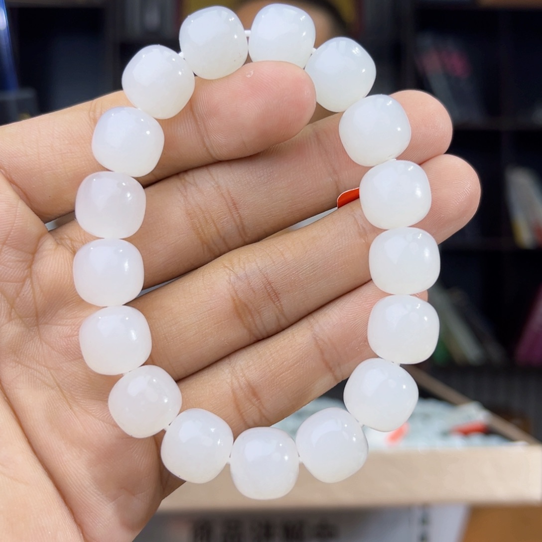 手串未镶嵌和田玉纯天然新疆05年于田卡12老型