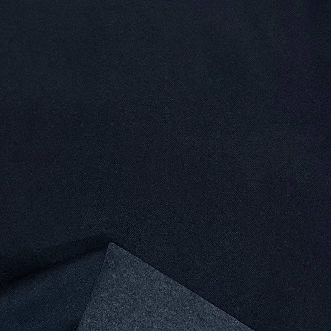 黑灰色人字纹加绒面料两米