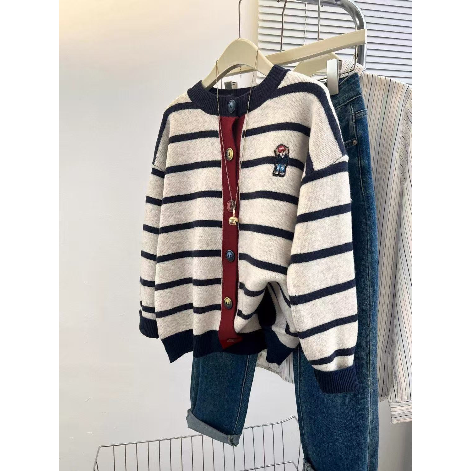 新款慵懒条纹毛衣外套秋冬宽松外搭针织衫学院风上衣早秋