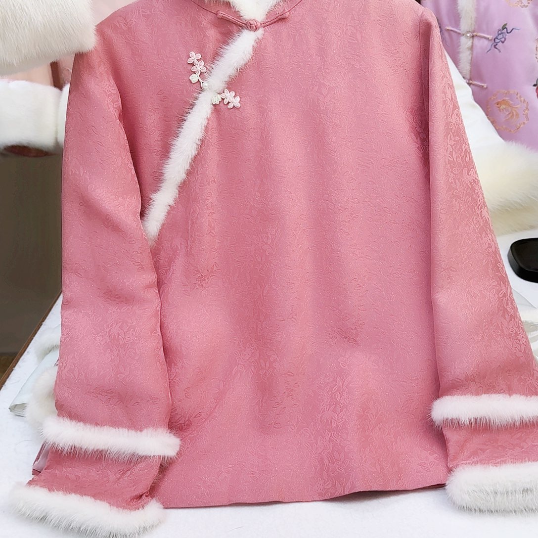 织绣真丝正绢斜襟棉服