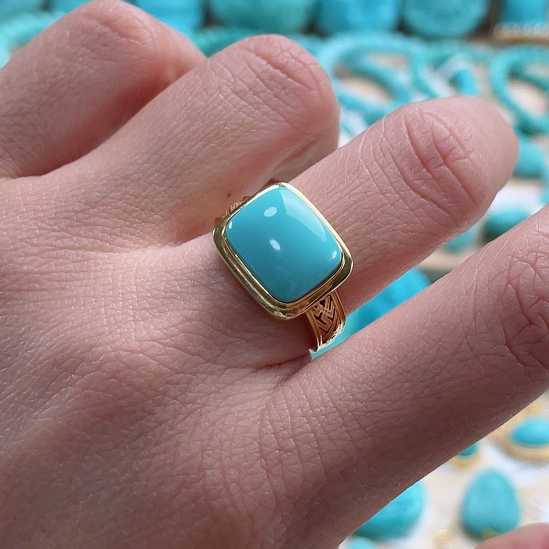 绿松石珠宝奇石18K金镶嵌