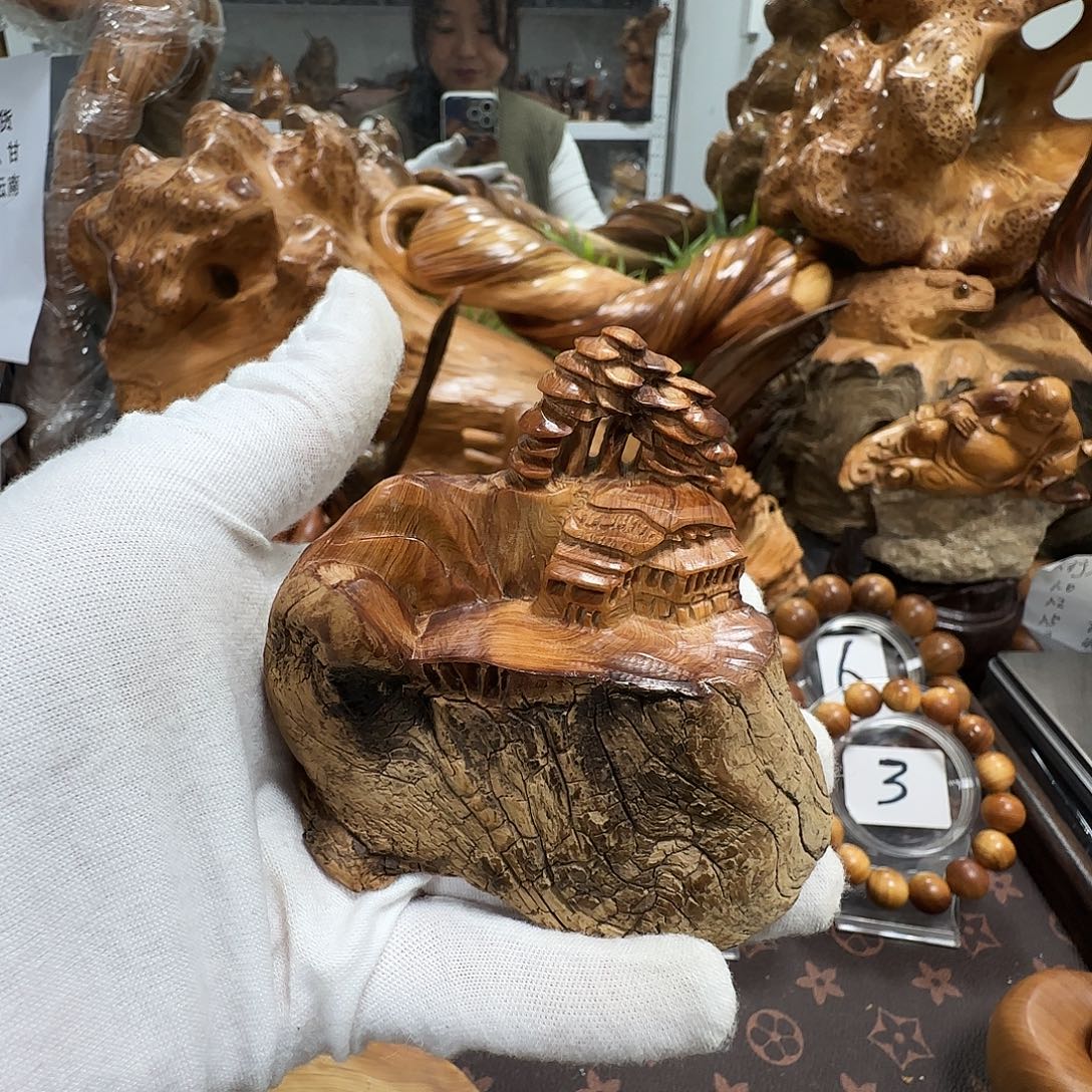 柏木（崖柏）太行崖柏陈化黑油山水摆件