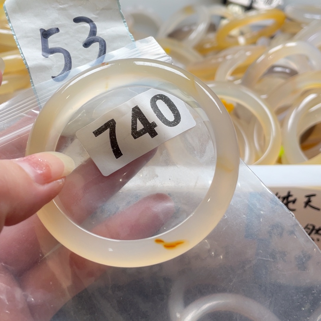 玛瑙/玉髓未镶嵌手镯