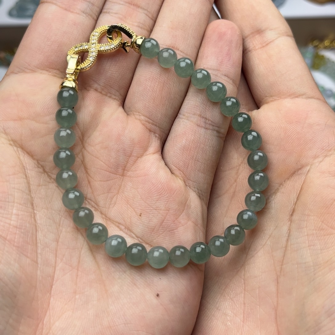 平***牛翡翠未镶嵌颈饰1222