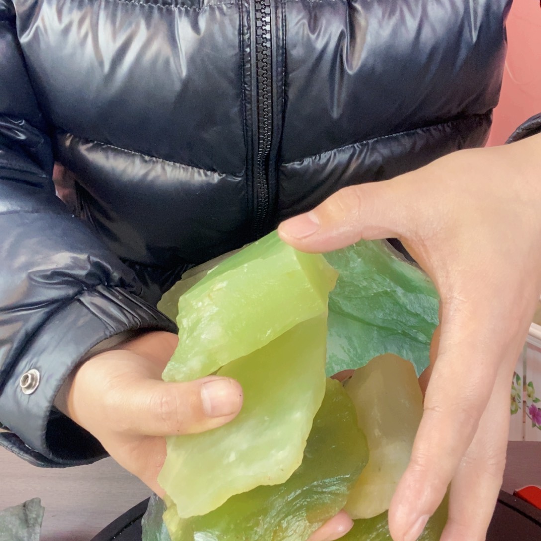 大***来蛇纹石玉未镶嵌岫玉原石蛇纹石玉