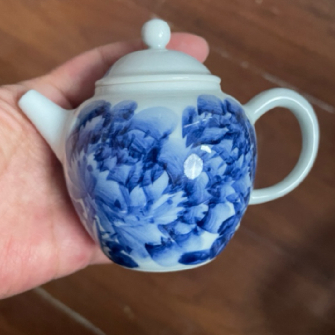 阅贤斋气窑牡丹宫灯壶微瑕