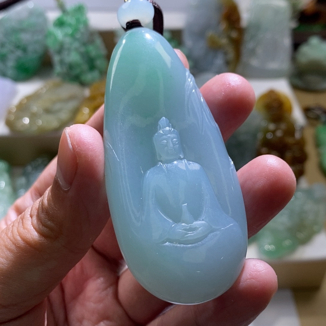 【闪购商品】翡翠颈饰未镶嵌观音