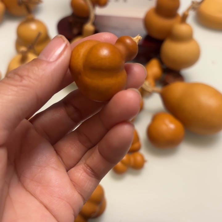 似***馨天然手捻老皮葫芦