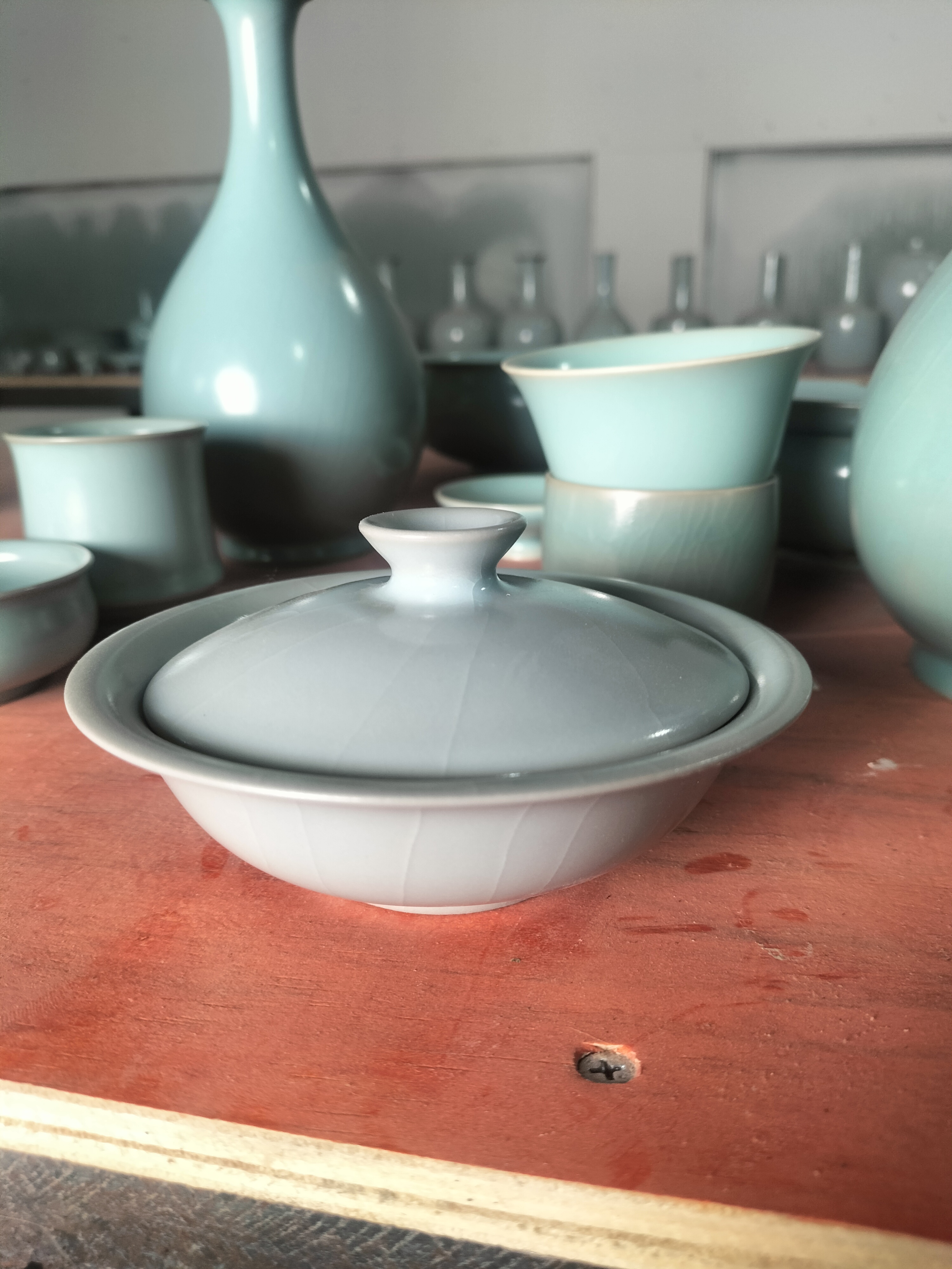 两才盖碗 月白釉微瑕