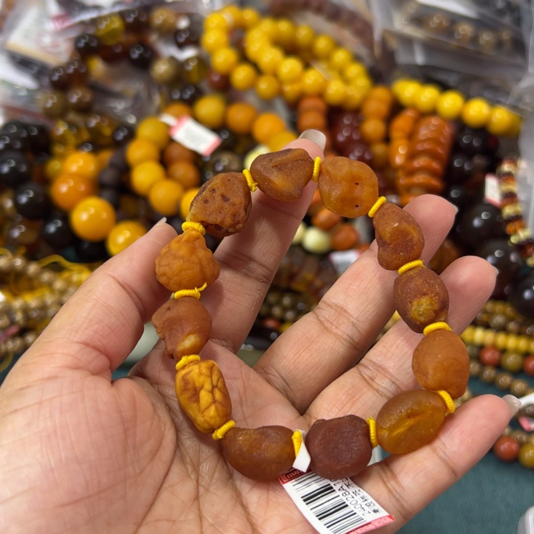 未镶嵌琥珀珠宝奇石1452