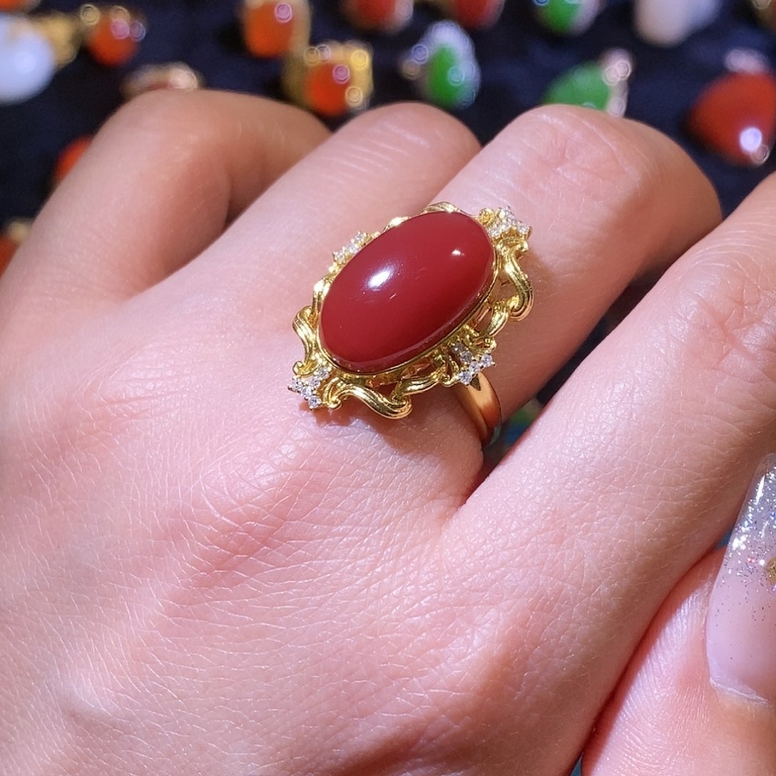 南红玛瑙戒指18K金镶嵌
