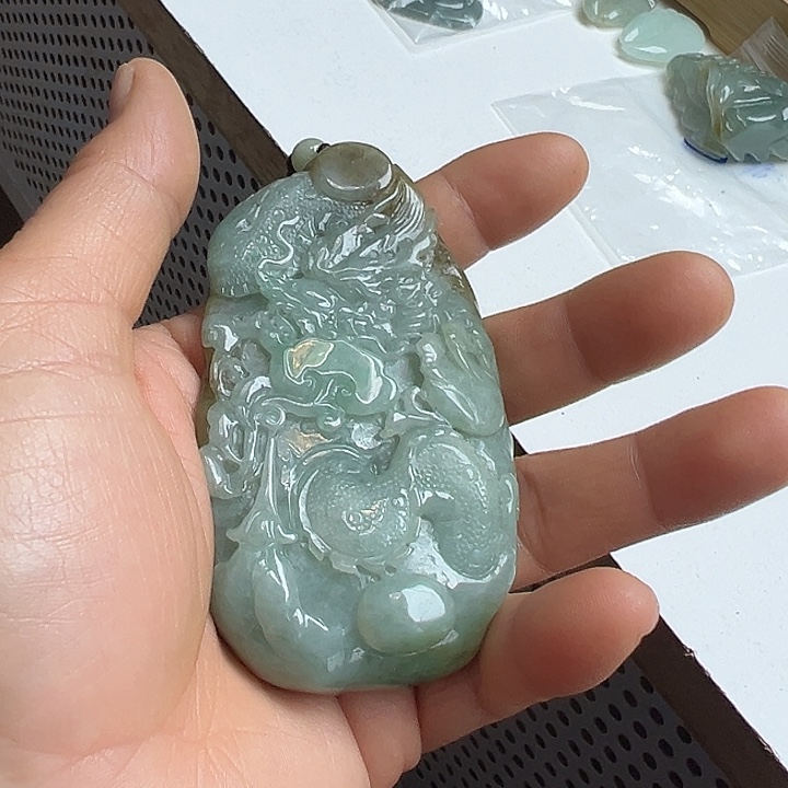 翡翠未镶嵌吊坠(不含链)小*