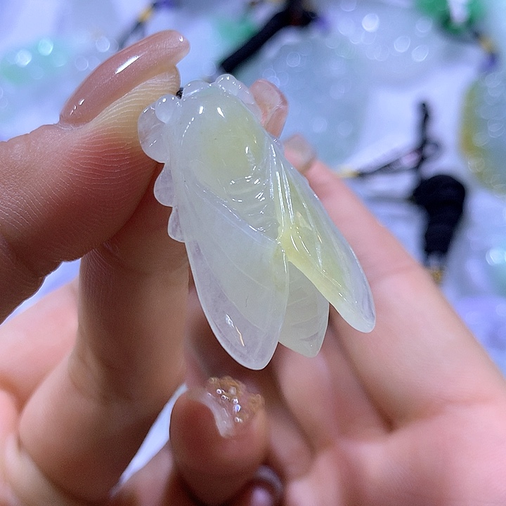翡翠未镶嵌颈饰天然翡翠A货吊坠