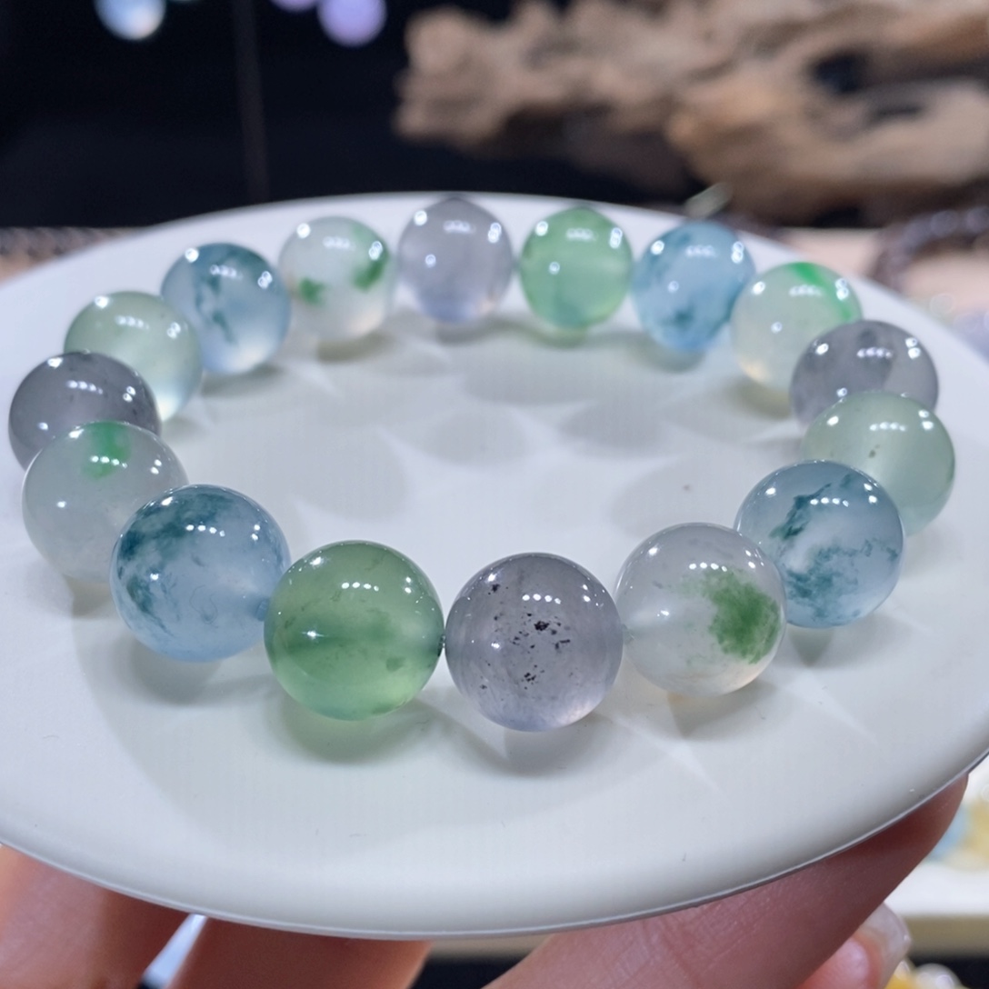 翡翠未镶嵌颈饰翡翠特色飘花手串12+mm