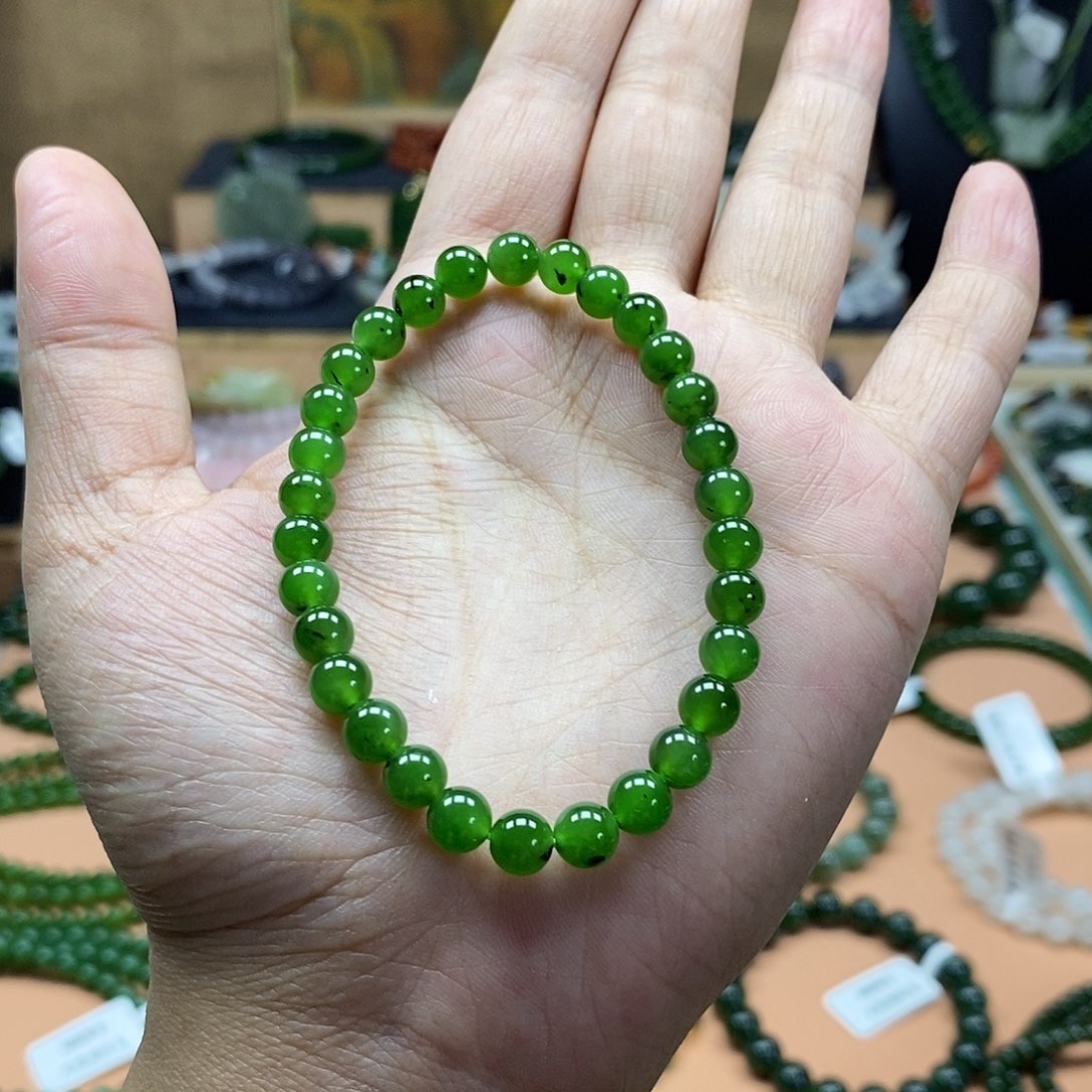 和田玉（碧玉）未镶嵌颈饰