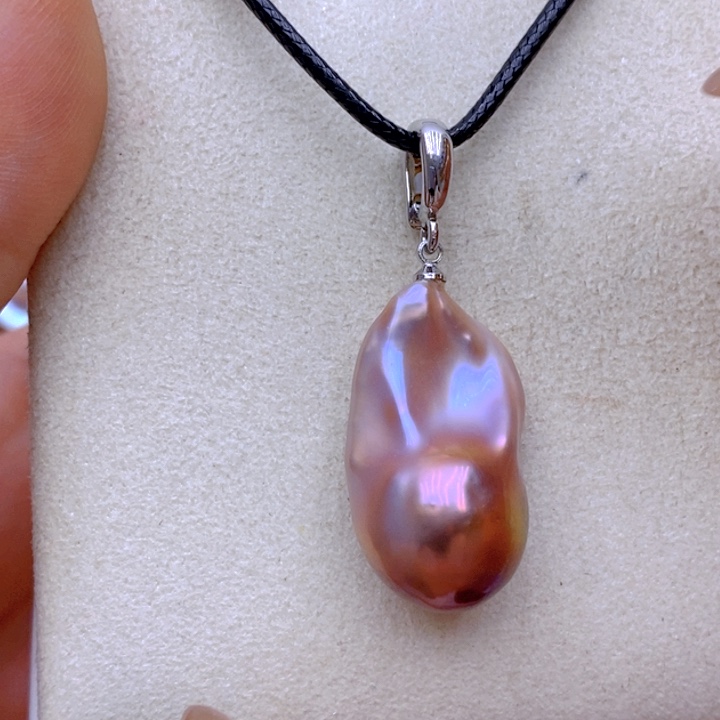 颈饰未镶嵌淡水珍珠