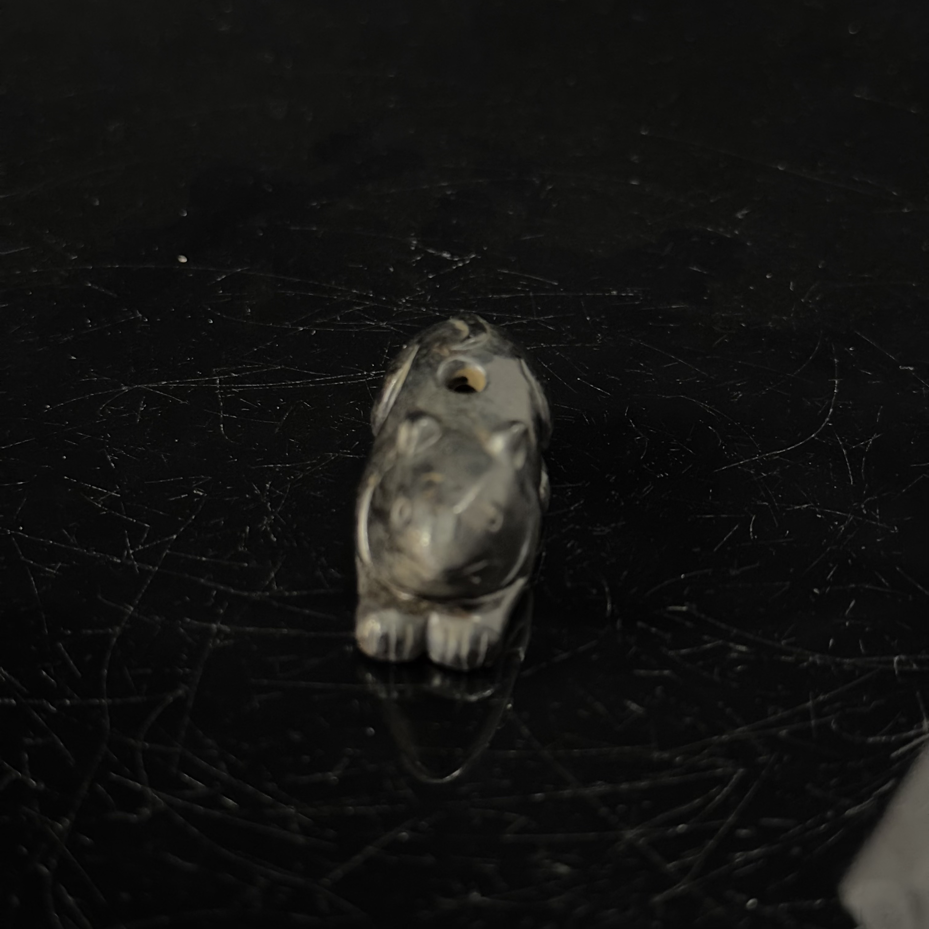 明代和田玉玉鼠花件