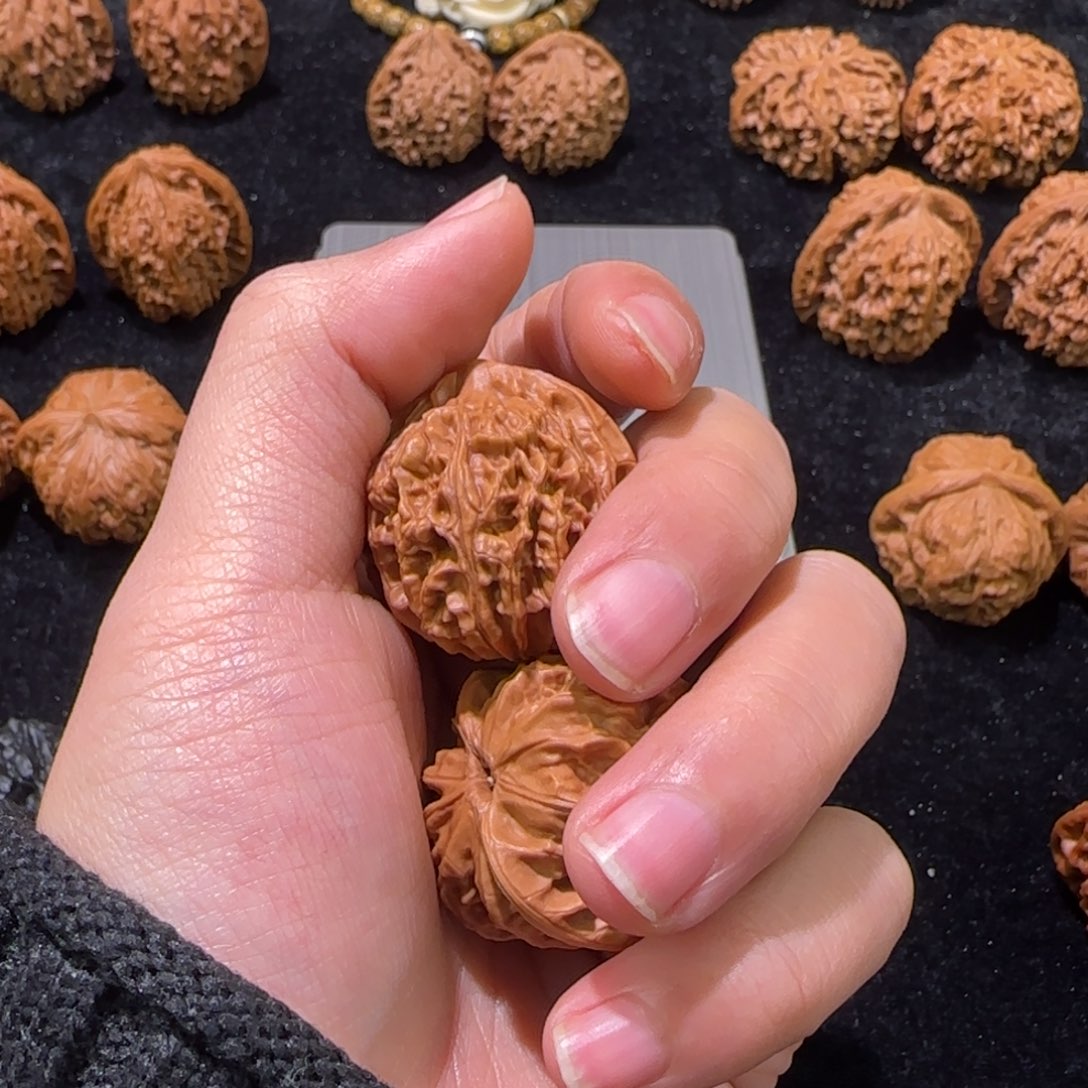 文玩核桃把件33尺自命名