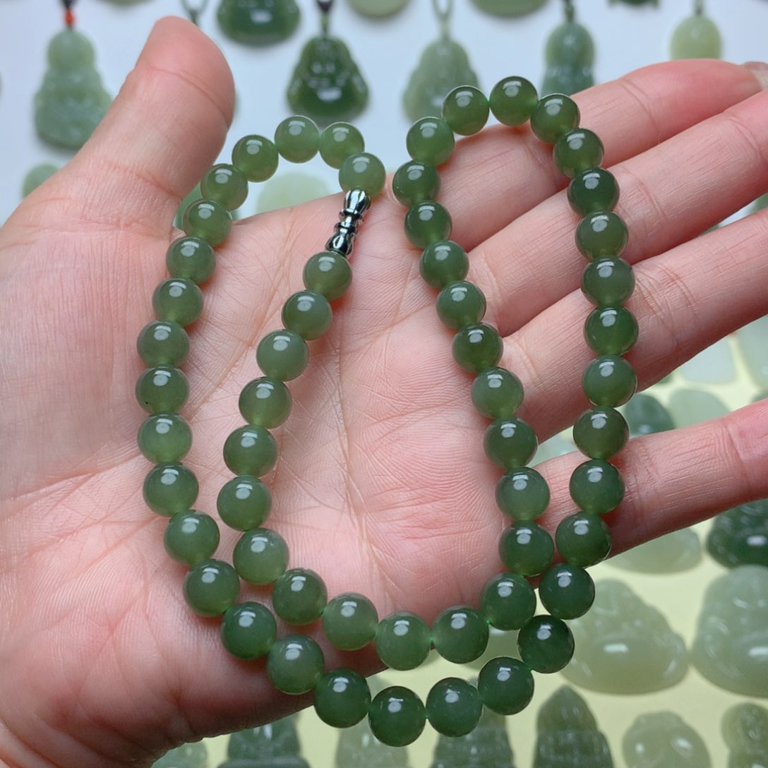 和田玉吊坠未镶嵌