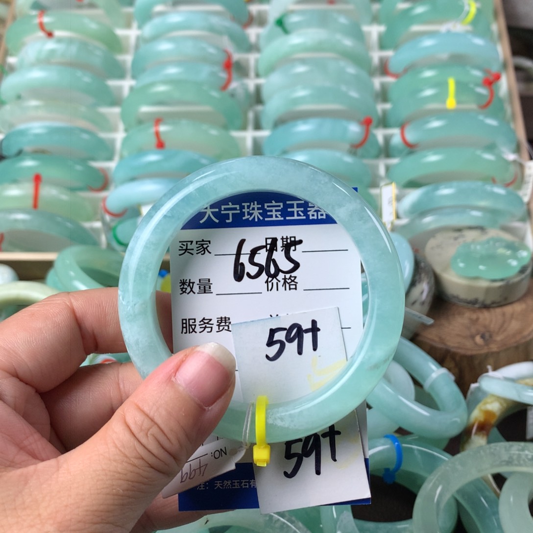 蛇纹石玉手镯未镶嵌6565