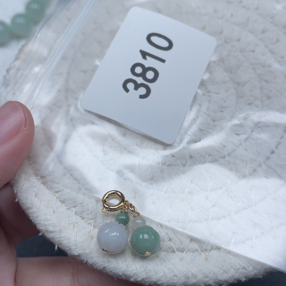 翡翠未镶嵌颈饰天然A货缅甸翡翠