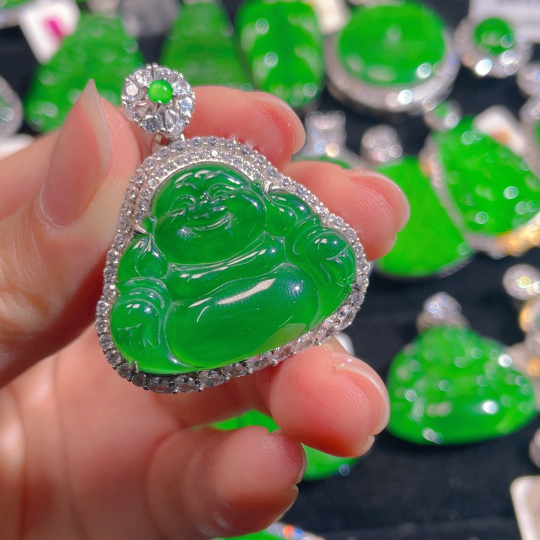 翡翠颈饰未镶嵌保a保真天然翡翠