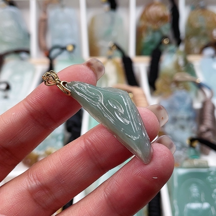 翡翠颈饰银S925镶嵌85968868899