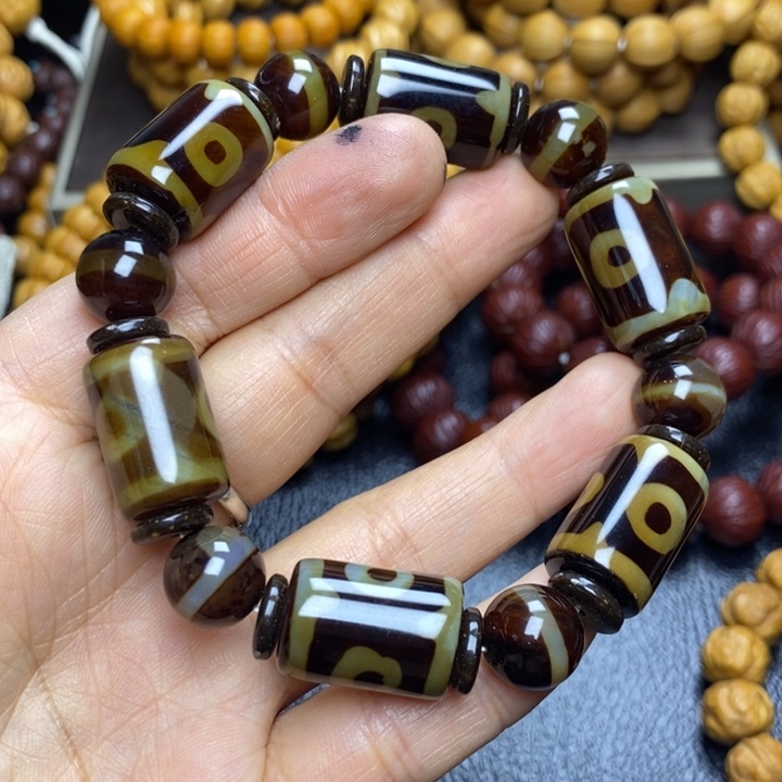 猴头核桃手串猴头草