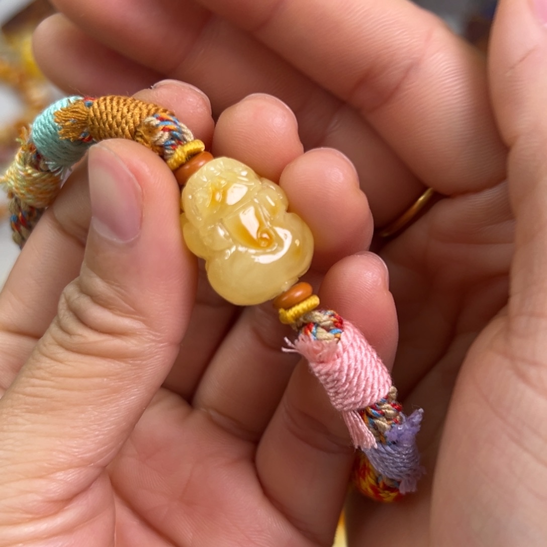 蜜蜡裸石未镶嵌蜜蜡