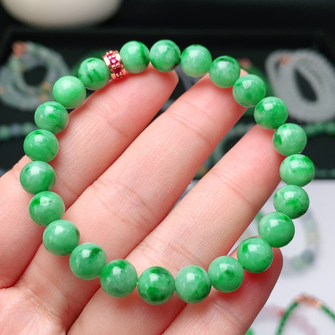 翡翠手链未镶嵌翡翠