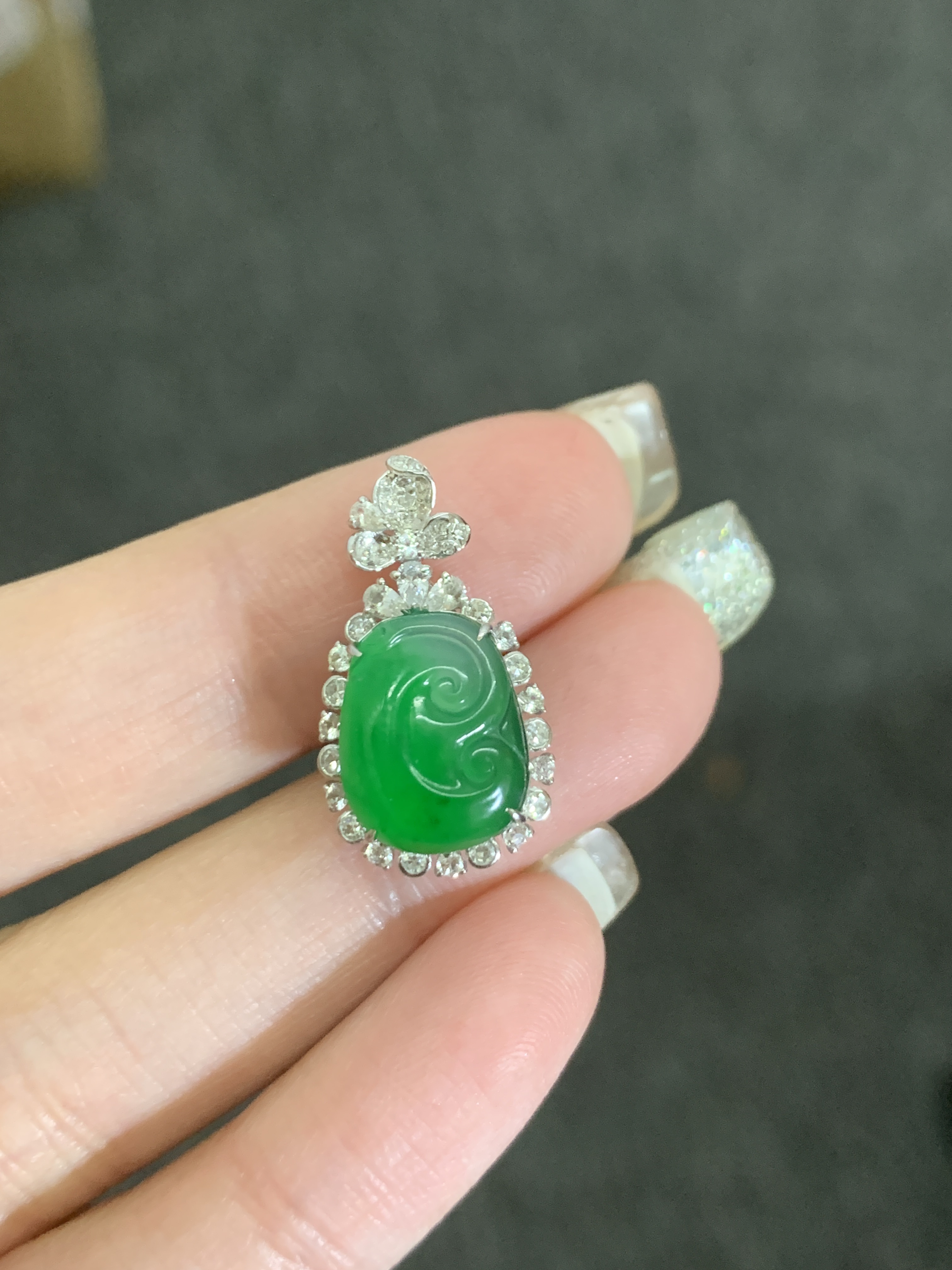 18k金翡翠A货吊坠