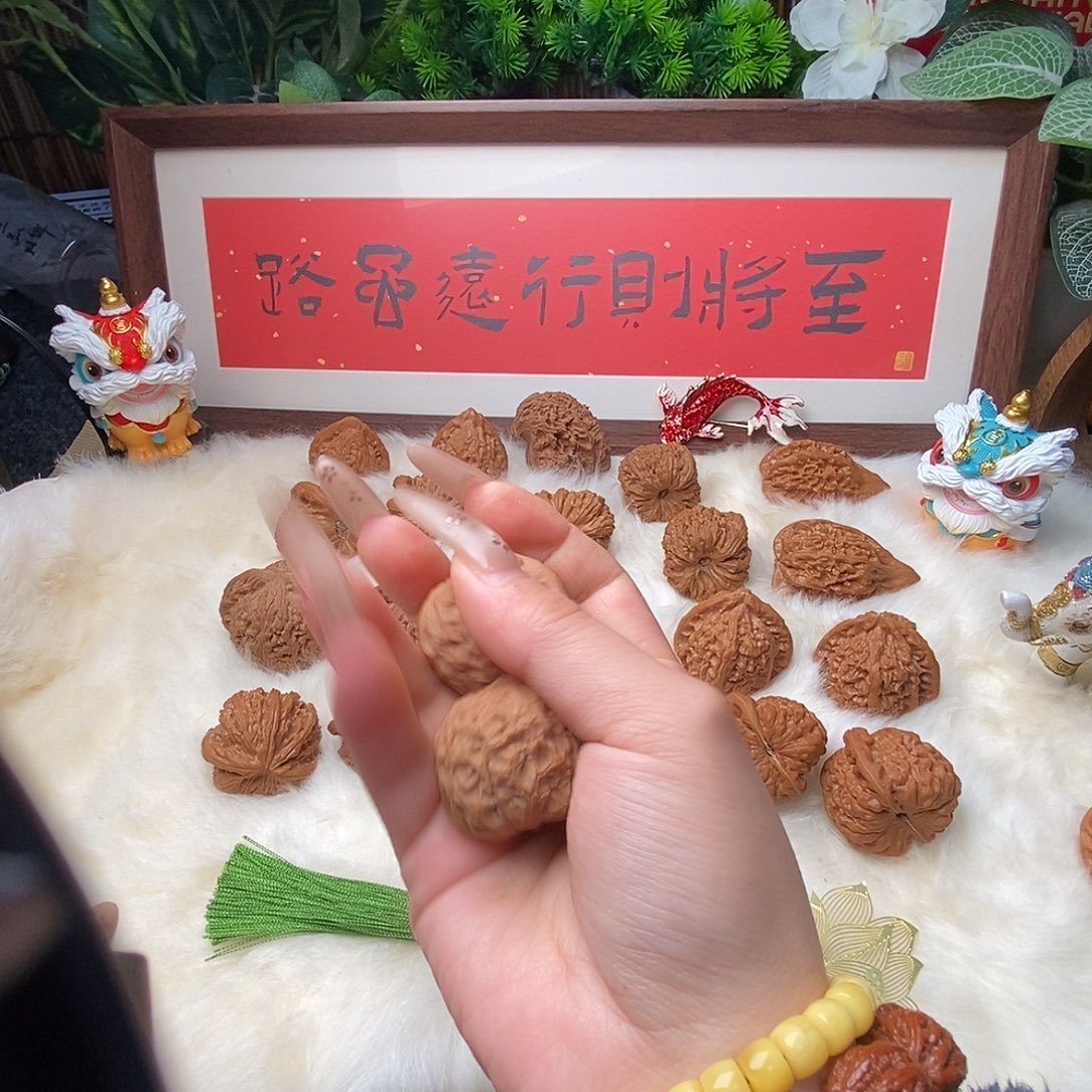 少***步把件文玩核桃778石门……