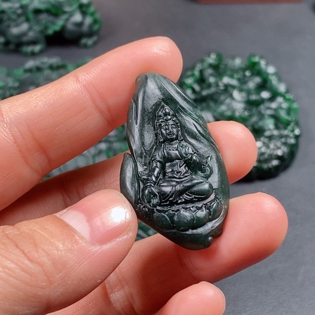 定制翡翠未镶嵌翡翠吊坠x