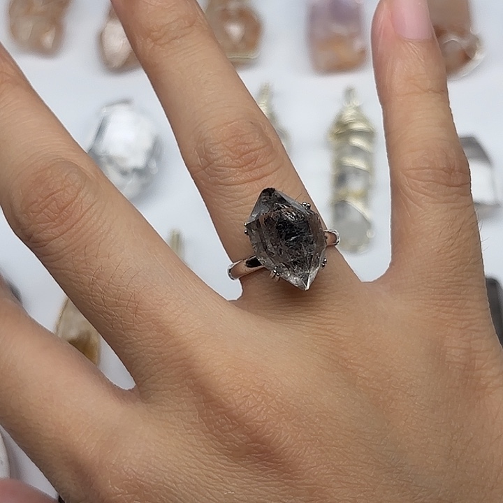 银S925镶嵌水晶戒指闪灵钻戒指