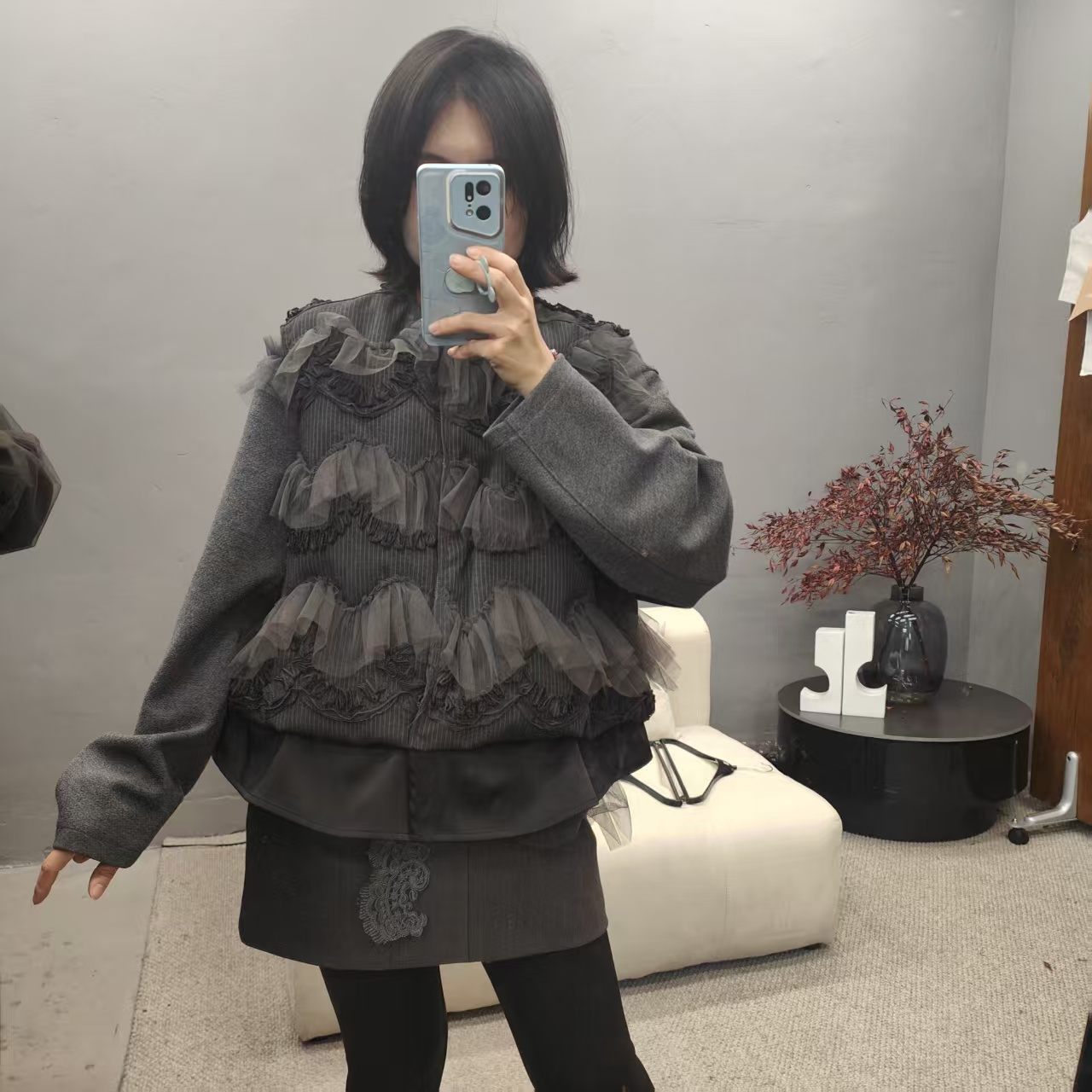 黑色灰色拼色宽松设计师网纱拼接马甲4646