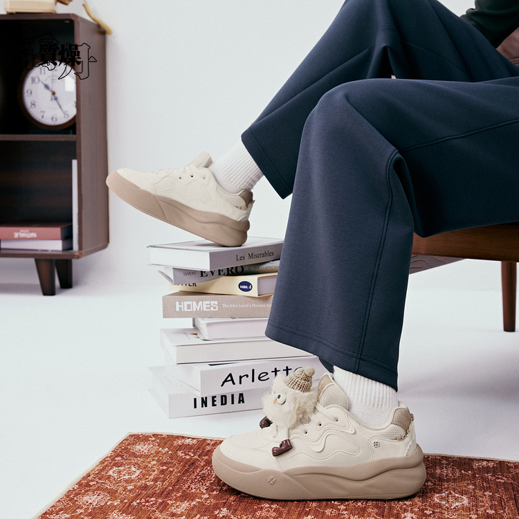 乔丹女鞋质燥板鞋2026新款泡芙鞋2.0防滑轻奢运动鞋 QDL052261523