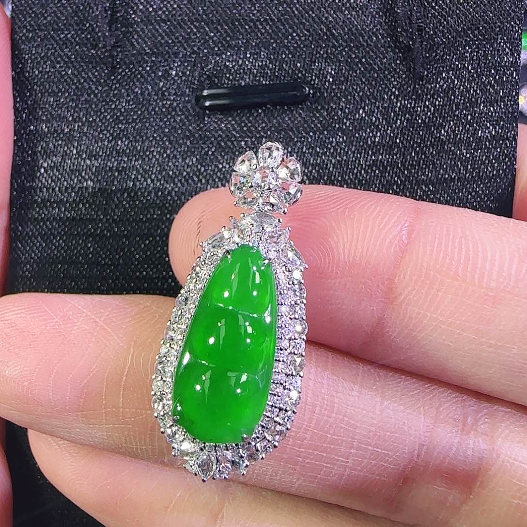 翡翠18K金镶嵌吊坠(不含链)