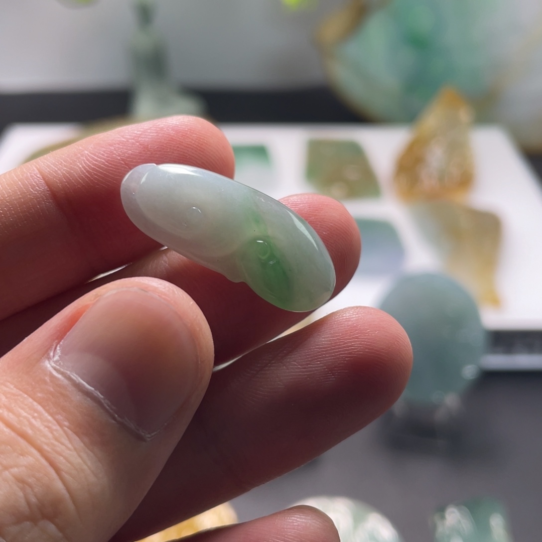 颈饰未镶嵌翡翠翡翠