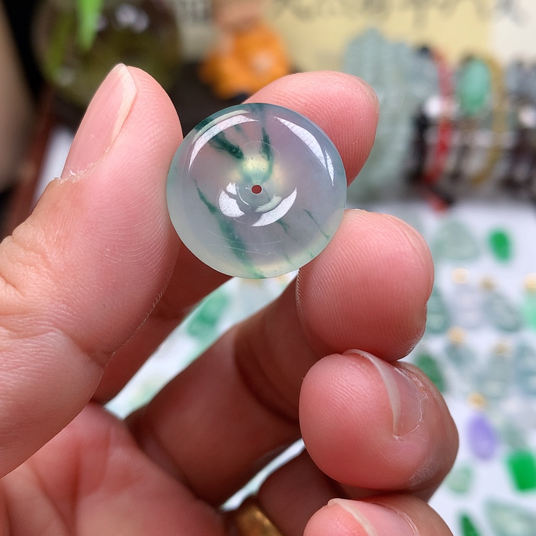 翡翠裸石缅甸天然A货翡翠冰种平安扣