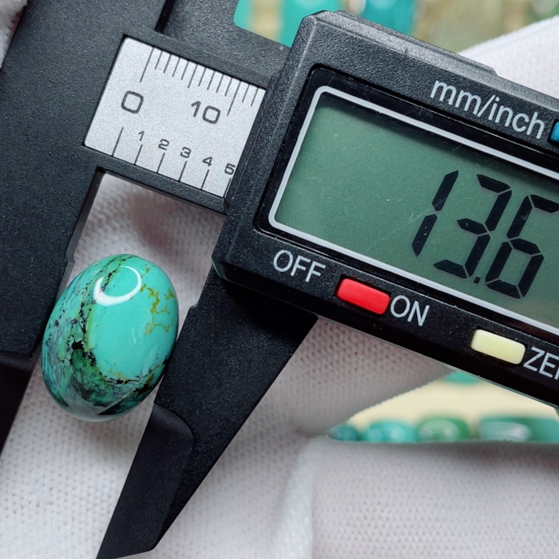 绿松石枣珠未镶嵌