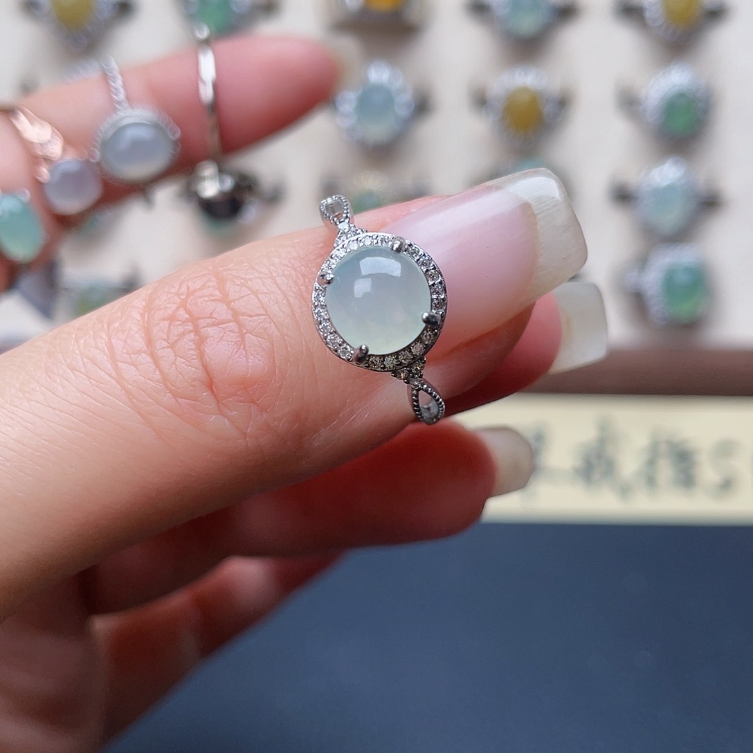 翡翠戒指未镶嵌戒指