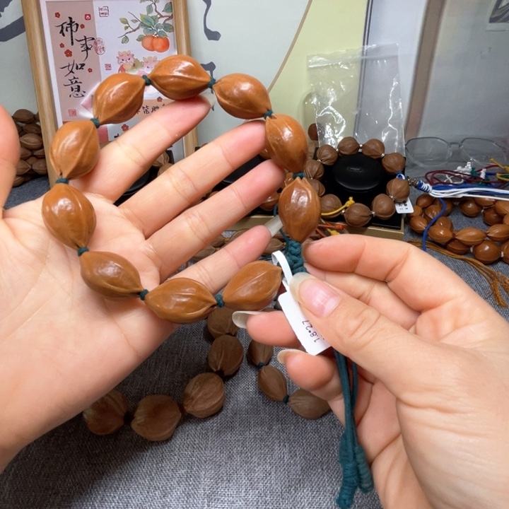 橄榄核手串/手链N***n梅林铁核18.27去霜