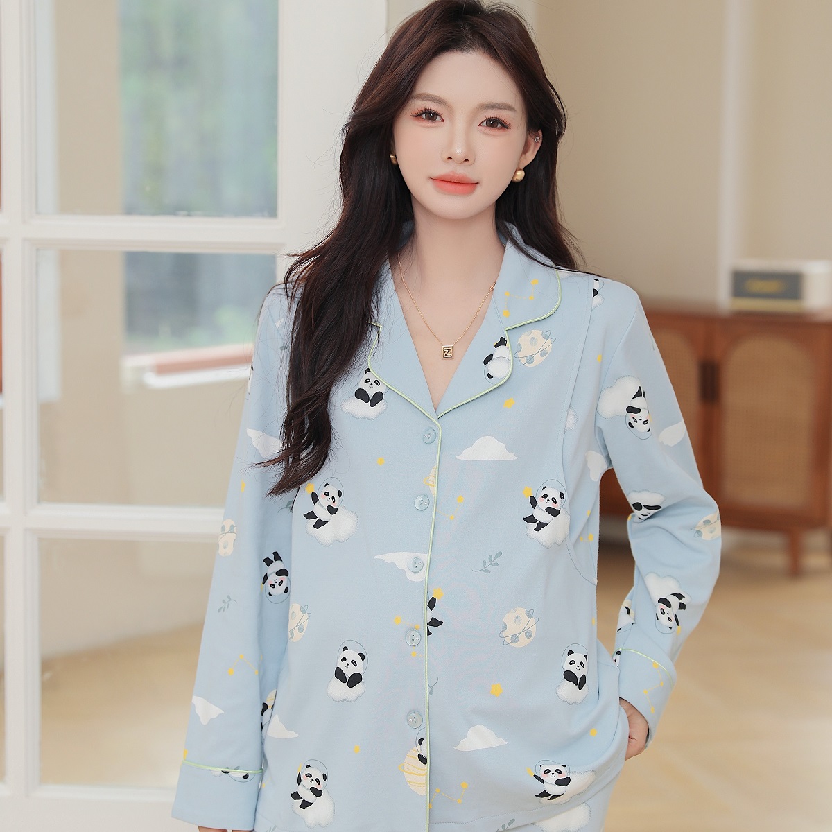 孕妇装翻领侧开口科技熊猫可哺乳月子服套装57638