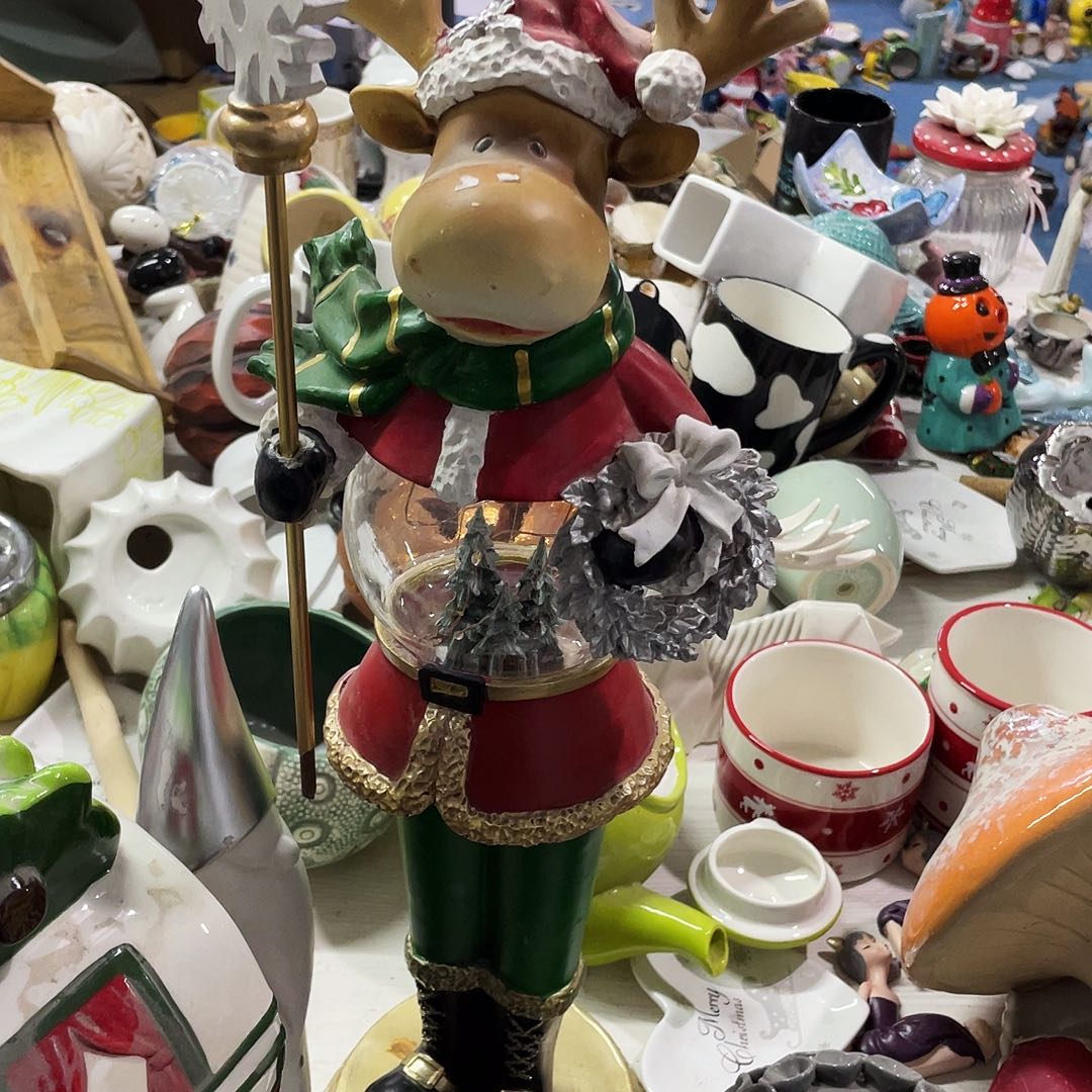 摆件用****7  不包亮。         瑕疵。