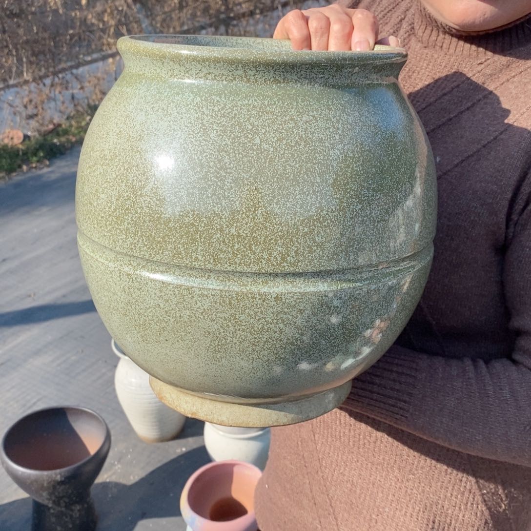 红陶口20高28～～～