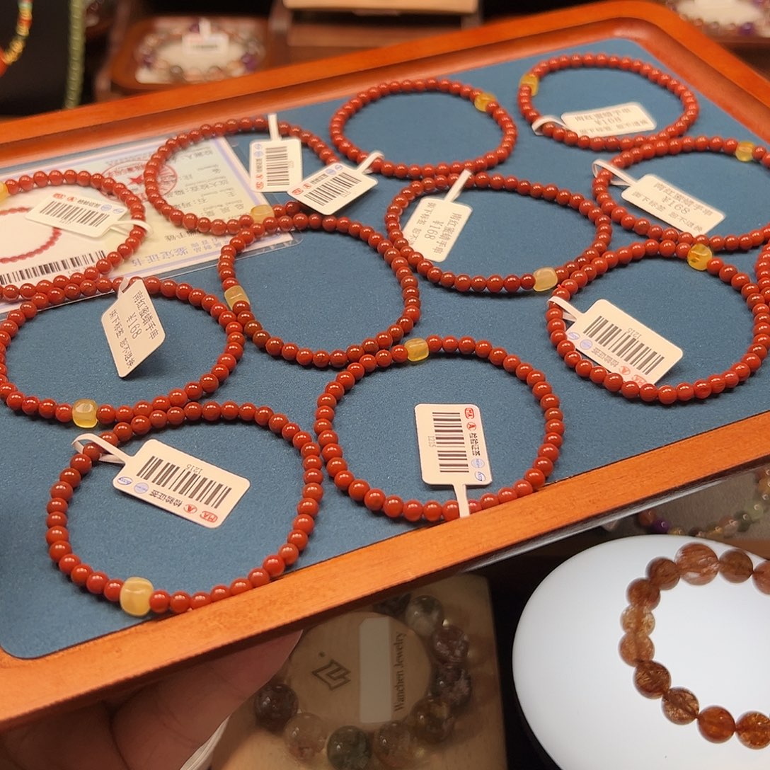 南红玛瑙未镶嵌手链